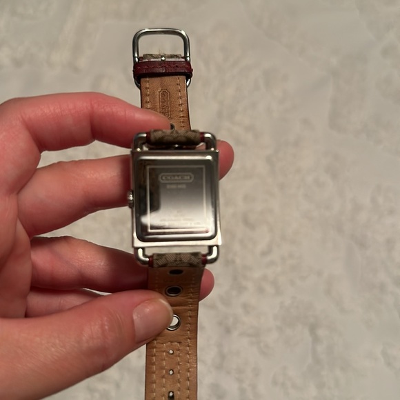 Coach signature watch - Picture 4 of 4